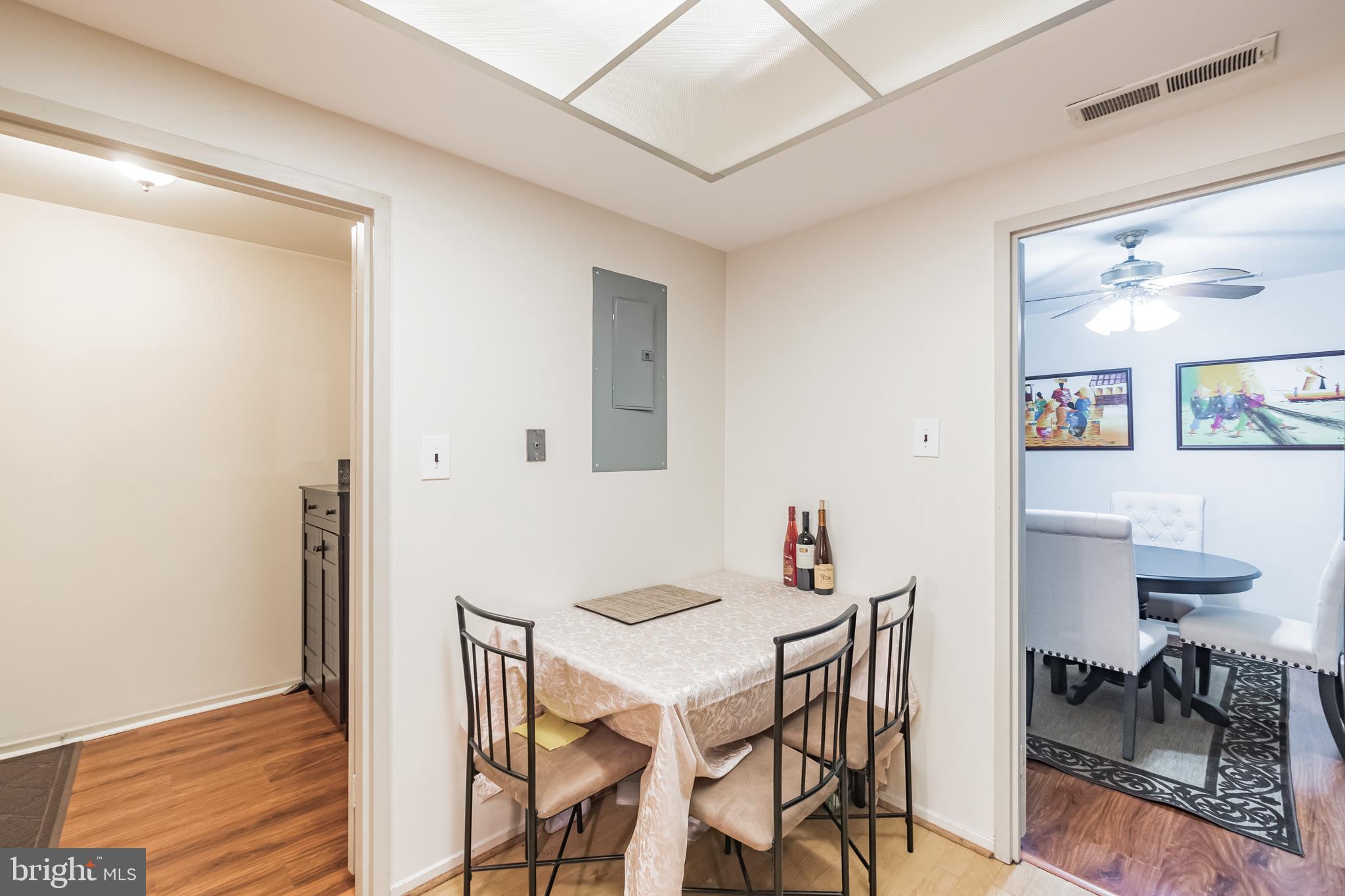 10020 Stedwick Road, Unit 304 Gaithersburg, MD 20886 - Photo 3 of 28 Table space in Kitchen