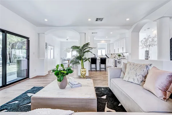 $1,899,000 | 2113 Harriman Lane, Unit A, Redondo Beach, CA 90278