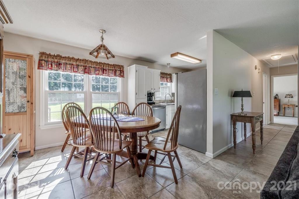 556 South Shiloh Road York, SC 29745 - Photo 6 of 27 Gallery Image 6