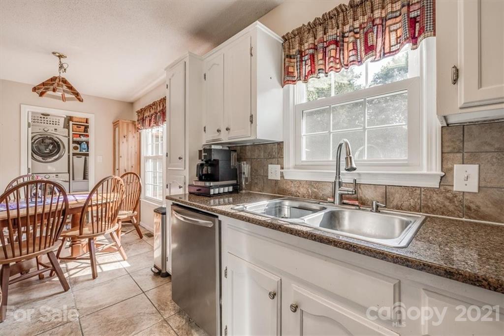 556 South Shiloh Road York, SC 29745 - Photo 10 of 27 Gallery Image 10