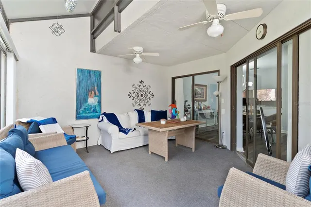 $299,900 | 402 Clusterwood Drive, Yalaha, FL 34797