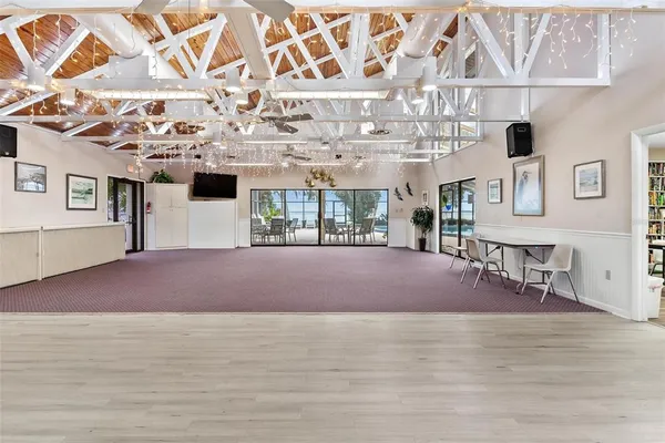 $279,900 | 402 Clusterwood Drive, Yalaha, FL 34797