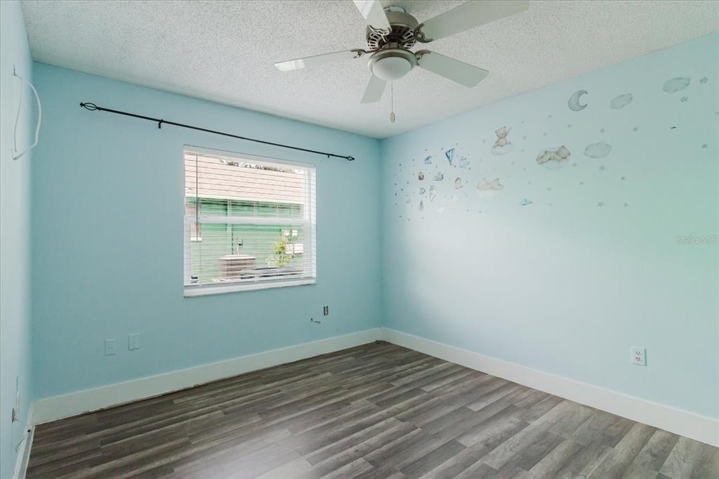 8450 Royal Hart Drive New Port Richey, FL 34653 - Photo 24 of 34