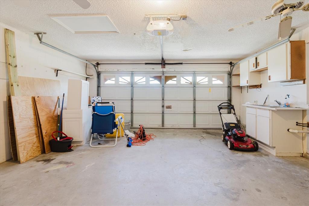 8450 Royal Hart Drive New Port Richey, FL 34653 - Photo 32 of 34