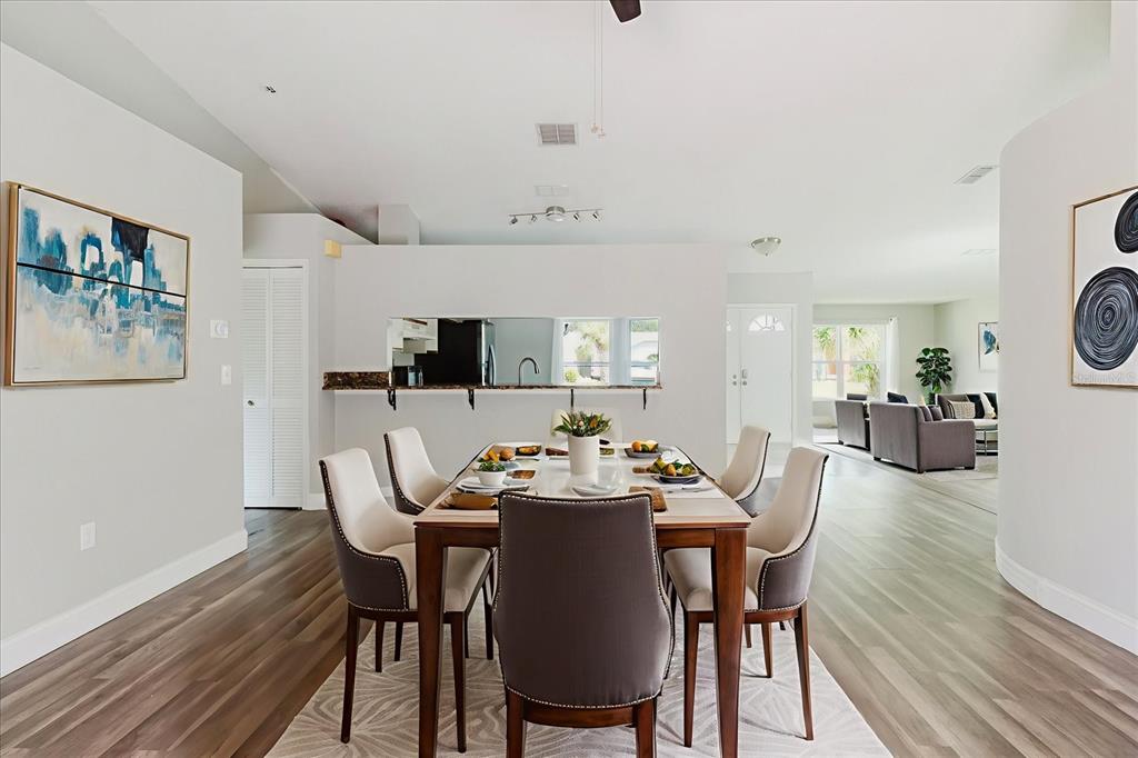 8450 Royal Hart Drive New Port Richey, FL 34653 - Photo 4 of 34