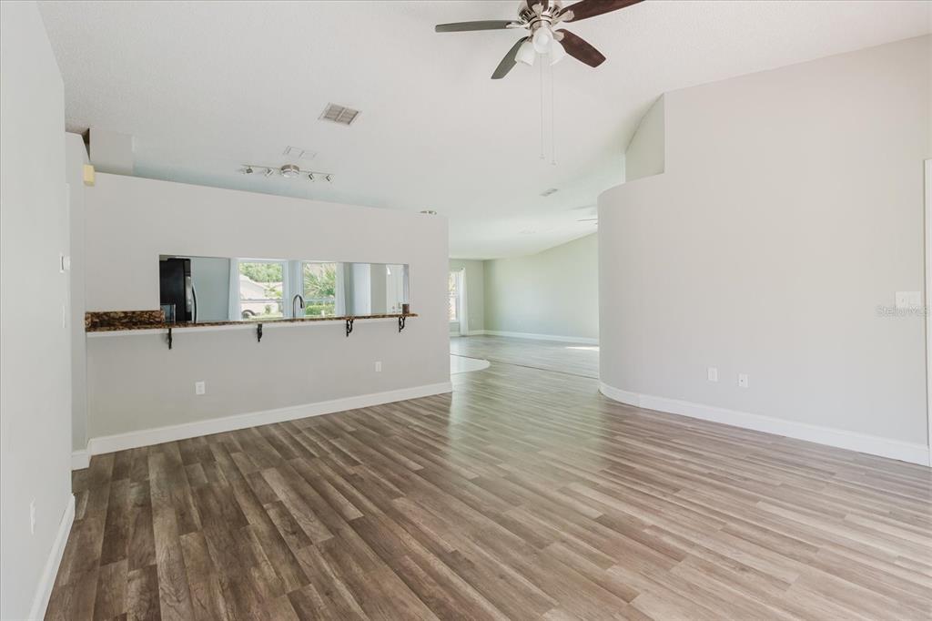 8450 Royal Hart Drive New Port Richey, FL 34653 - Photo 10 of 34