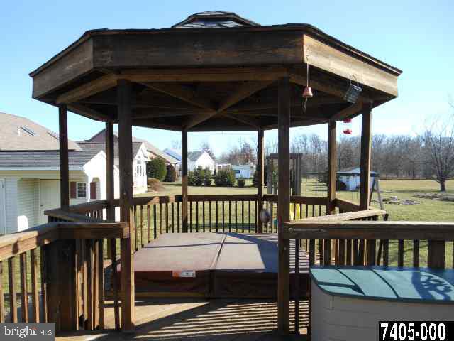 1035 Hostetter Road Hanover, PA 17331 - Photo 5 of 24