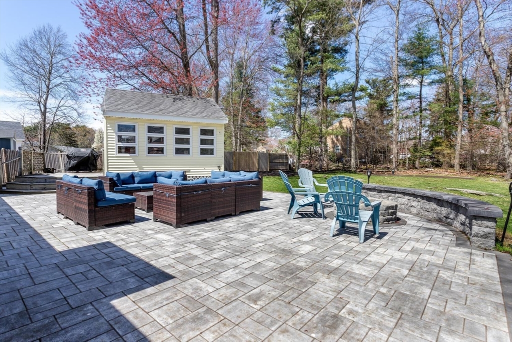 39 Birchcroft Road Canton, MA 02021 - Photo 18 of 22