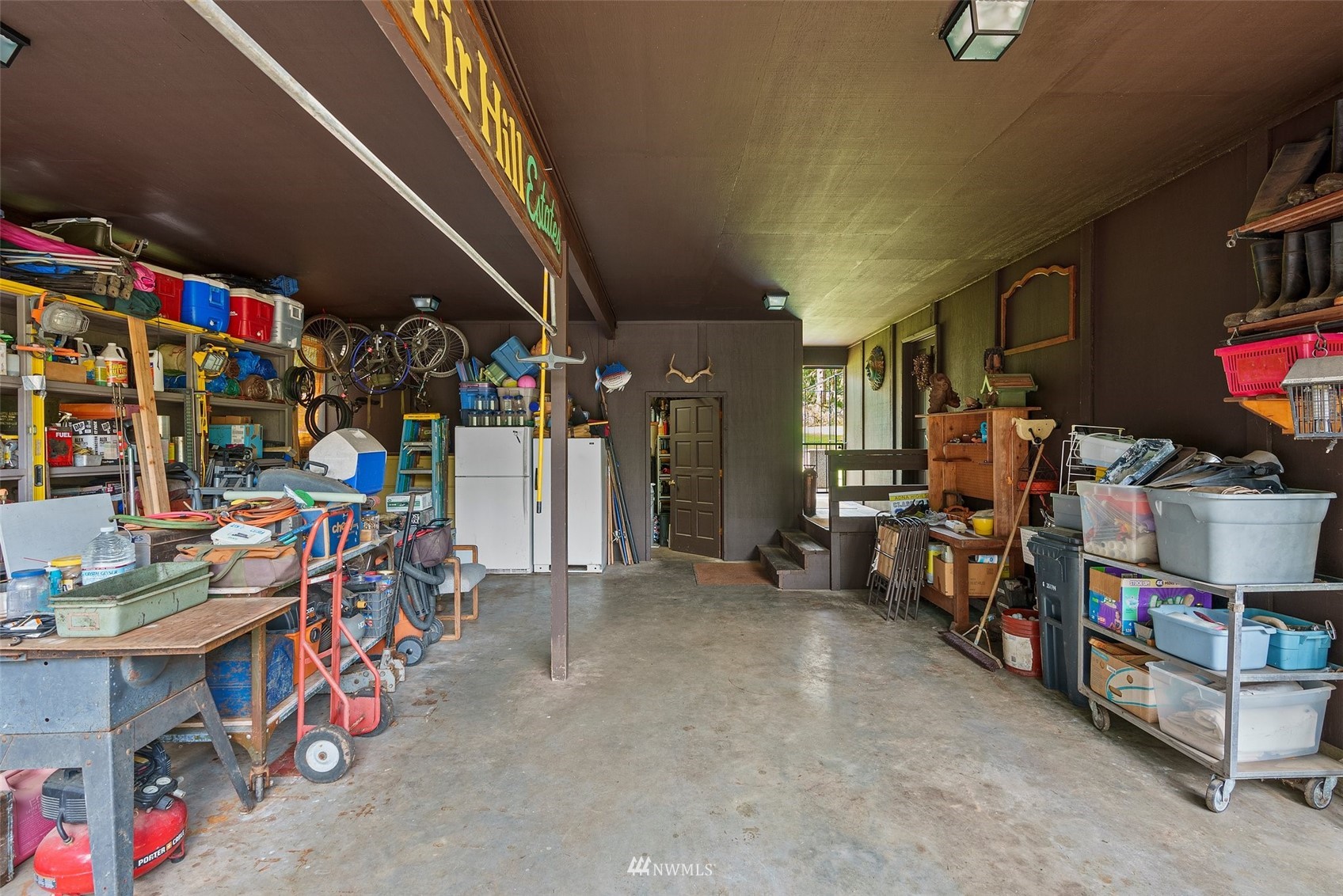 168 Chilvers Road, Unit L & M Chehalis, WA 98532 - Photo 31 of 38 a view of store