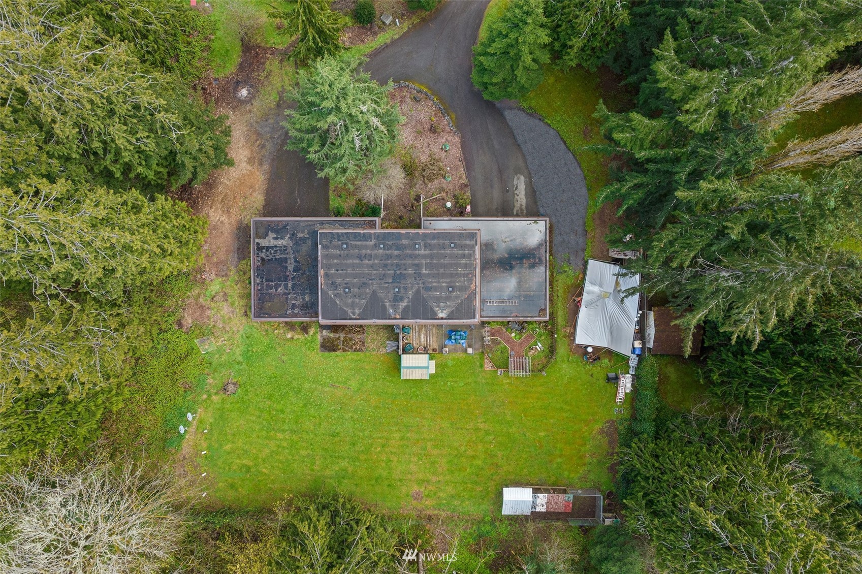 168 Chilvers Road, Unit L & M Chehalis, WA 98532 - Photo 36 of 38 a view of an outdoor space and a yard