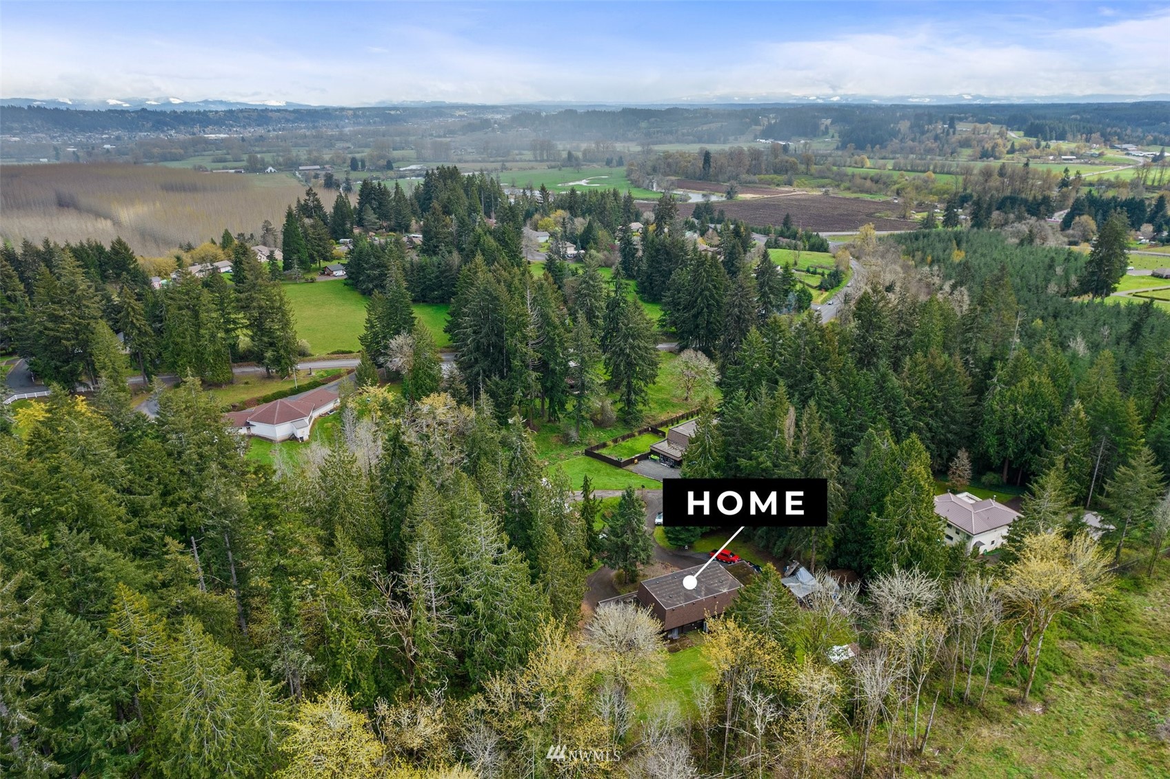168 Chilvers Road, Unit L & M Chehalis, WA 98532 - Photo 37 of 38 a view of a lake with houses