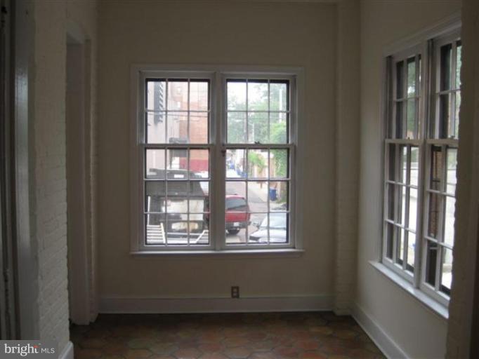 2714 Ontario Road Northwest Washington, DC 20009 - Photo 7 of 20 Breakfast Area