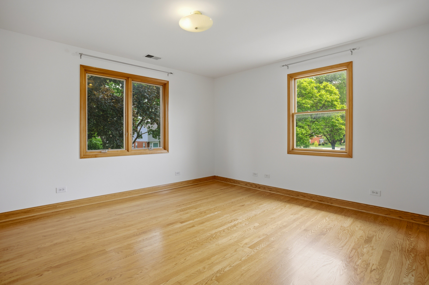 1236 Brophy Avenue Park Ridge, IL 60068 - Photo 23 of 33