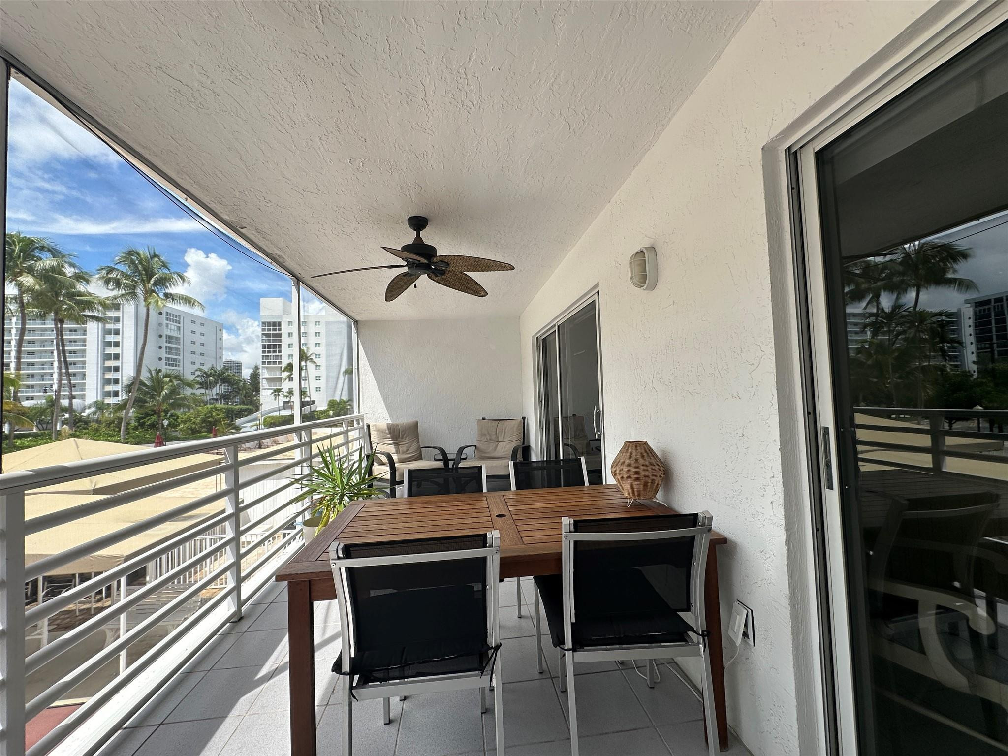 17801 North Bay Road, Unit 212 Sunny Isles Beach, FL 33160 - Photo 19 of 48 Photo 19