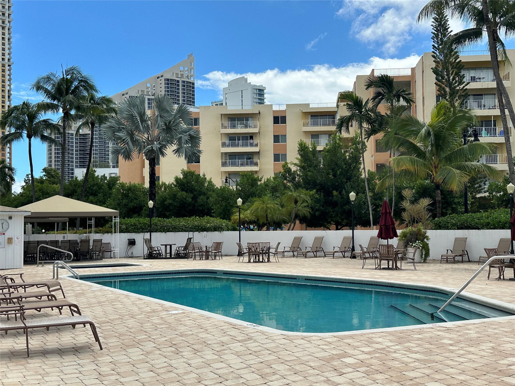 17801 North Bay Road, Unit 212 Sunny Isles Beach, FL 33160 - Photo 2 of 48 Photo 2