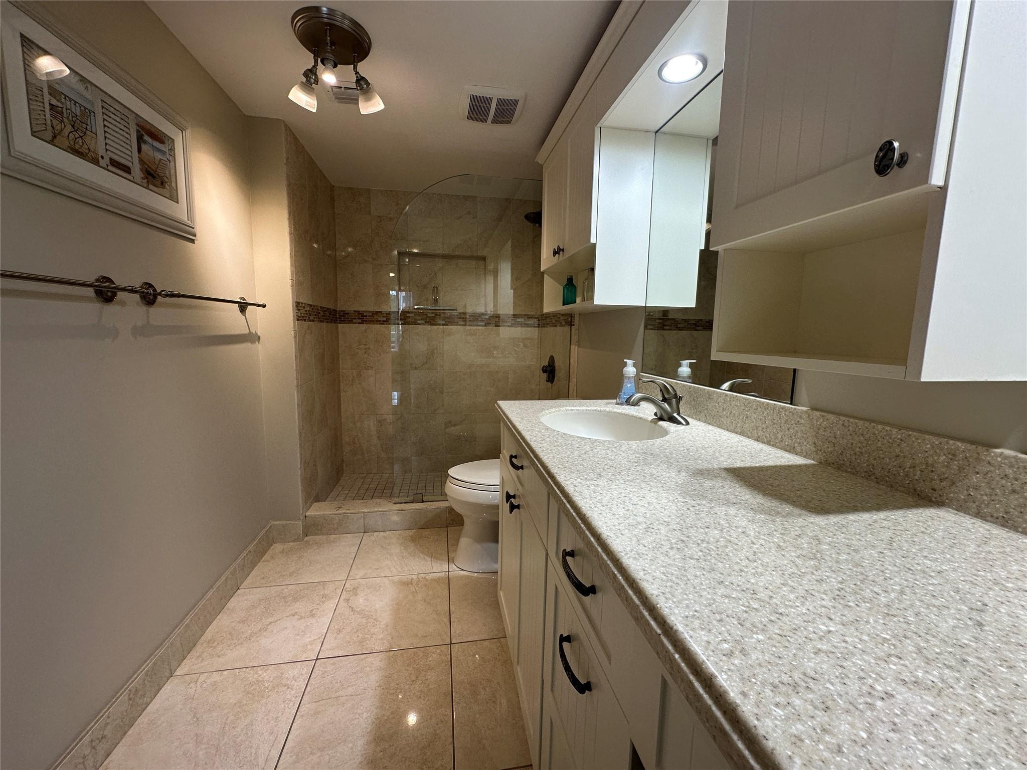 17801 North Bay Road, Unit 212 Sunny Isles Beach, FL 33160 - Photo 23 of 48 Photo 23