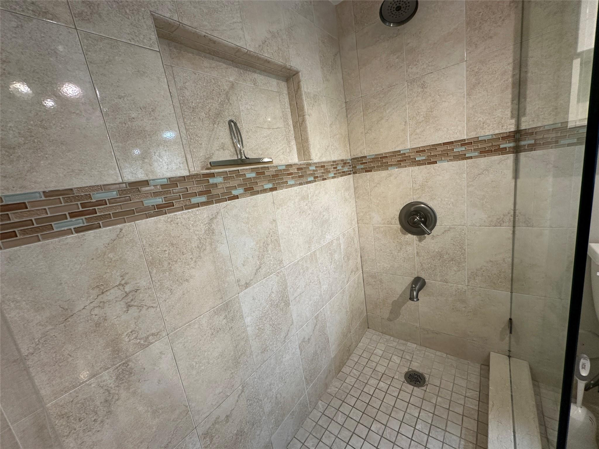 17801 North Bay Road, Unit 212 Sunny Isles Beach, FL 33160 - Photo 25 of 48 Photo 25