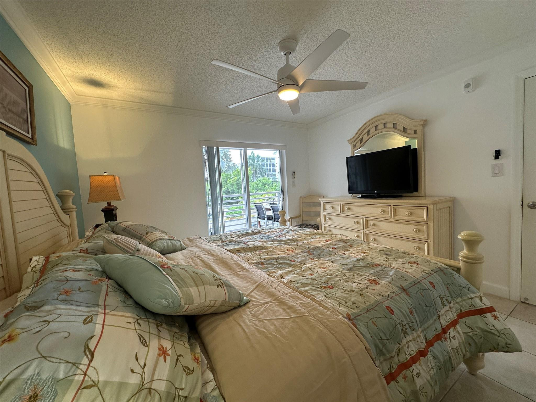 17801 North Bay Road, Unit 212 Sunny Isles Beach, FL 33160 - Photo 29 of 48 Photo 29