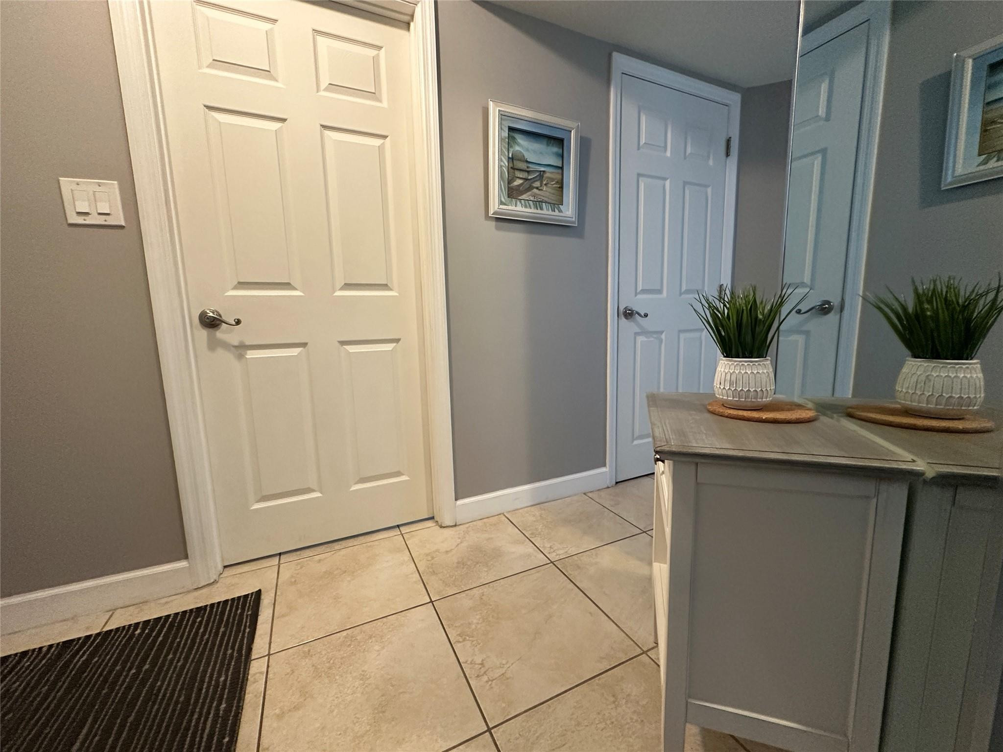 17801 North Bay Road, Unit 212 Sunny Isles Beach, FL 33160 - Photo 3 of 48 Photo 3