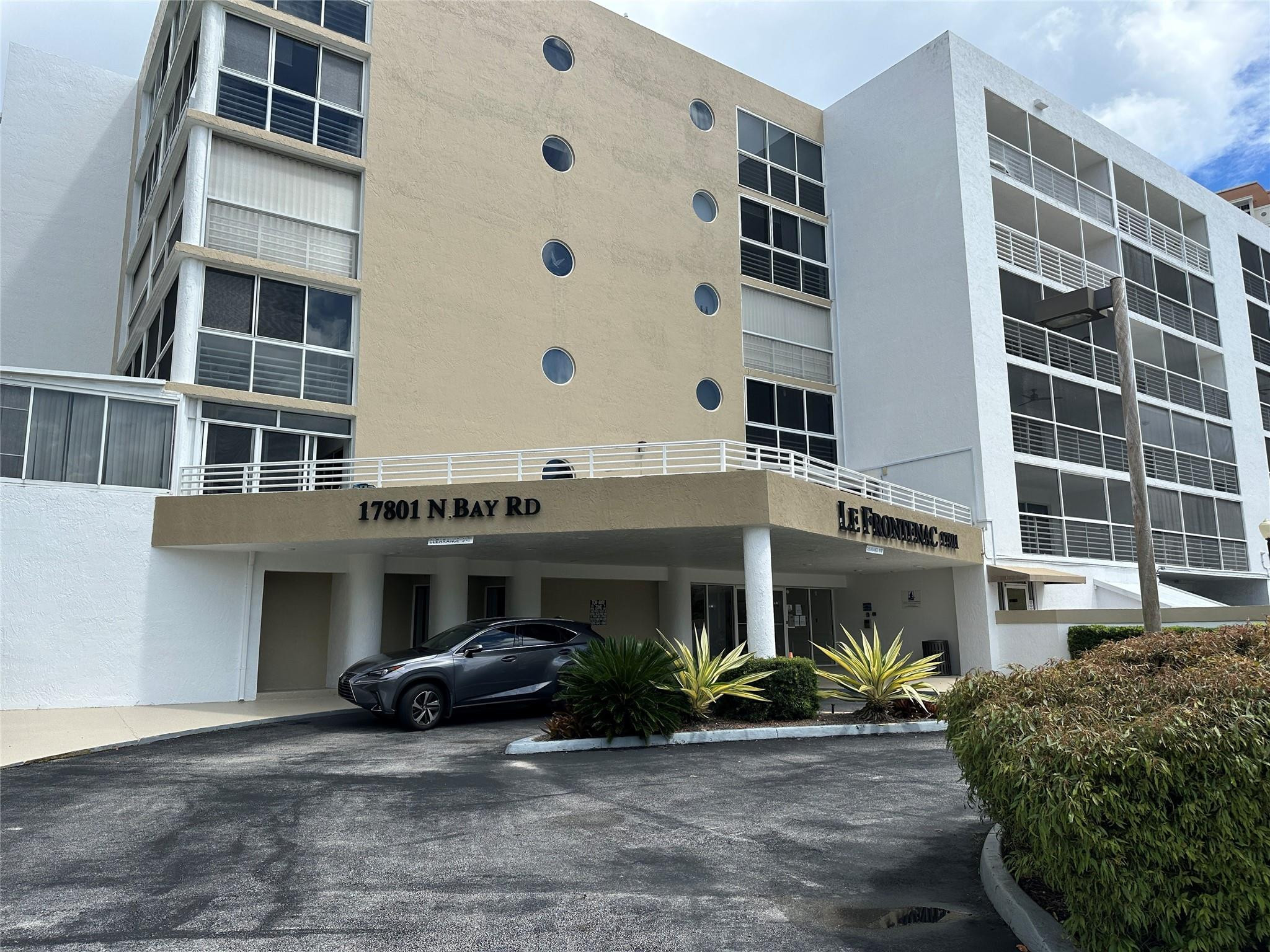 17801 North Bay Road, Unit 212 Sunny Isles Beach, FL 33160 - Photo 43 of 48 Photo 43