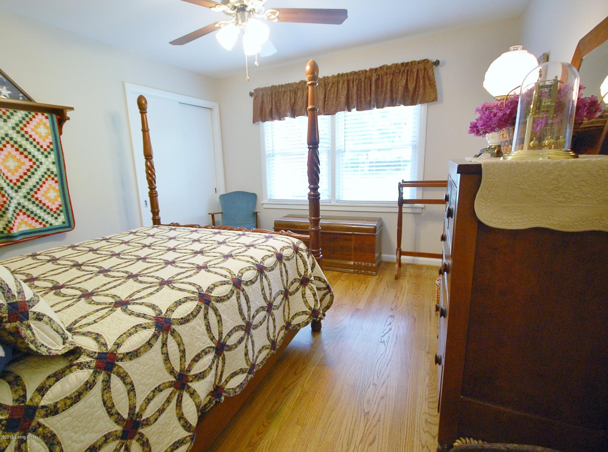 714 Antrim Road Louisville, KY 40207 - Photo 28 of 51 Spacious 3rd Bedroom