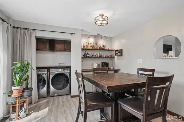 $212,000 | 404 East Lakeview Drive, Warrenton, MO 63383