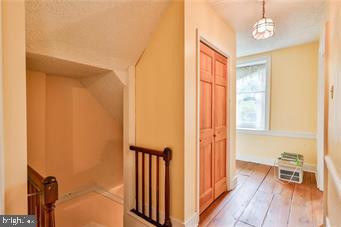 4262 Hecktown Road Bethlehem, PA 18020 - Photo 17 of 43 Gallery Image 17