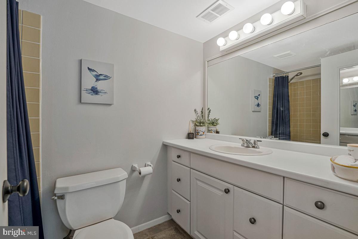 1663 Parkcrest Circle, Unit 200 Reston, VA 20190 - Photo 21 of 30