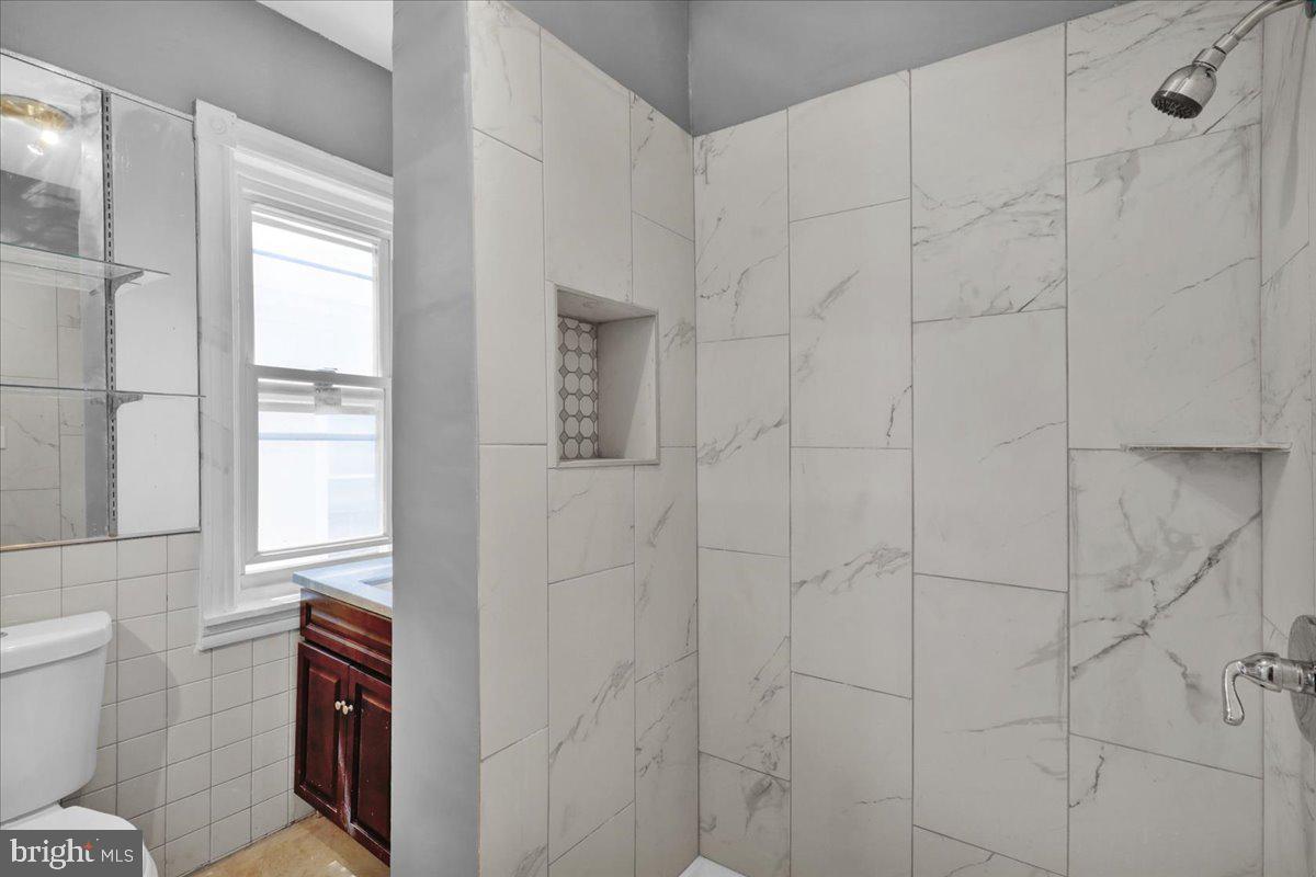 918 North 5th Street Reading, PA 19601 - Photo 21 of 28
