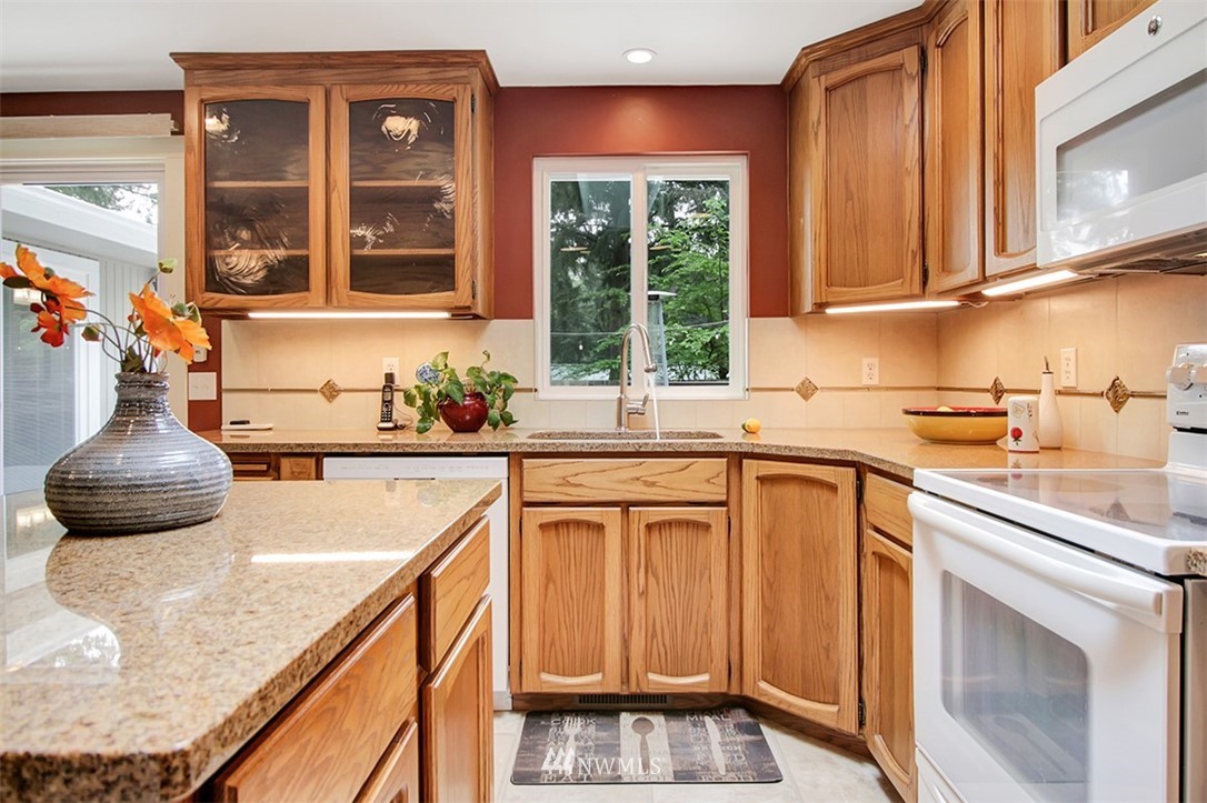 16443 Southeast 134th Street Renton, WA 98059 - Photo 14 of 40