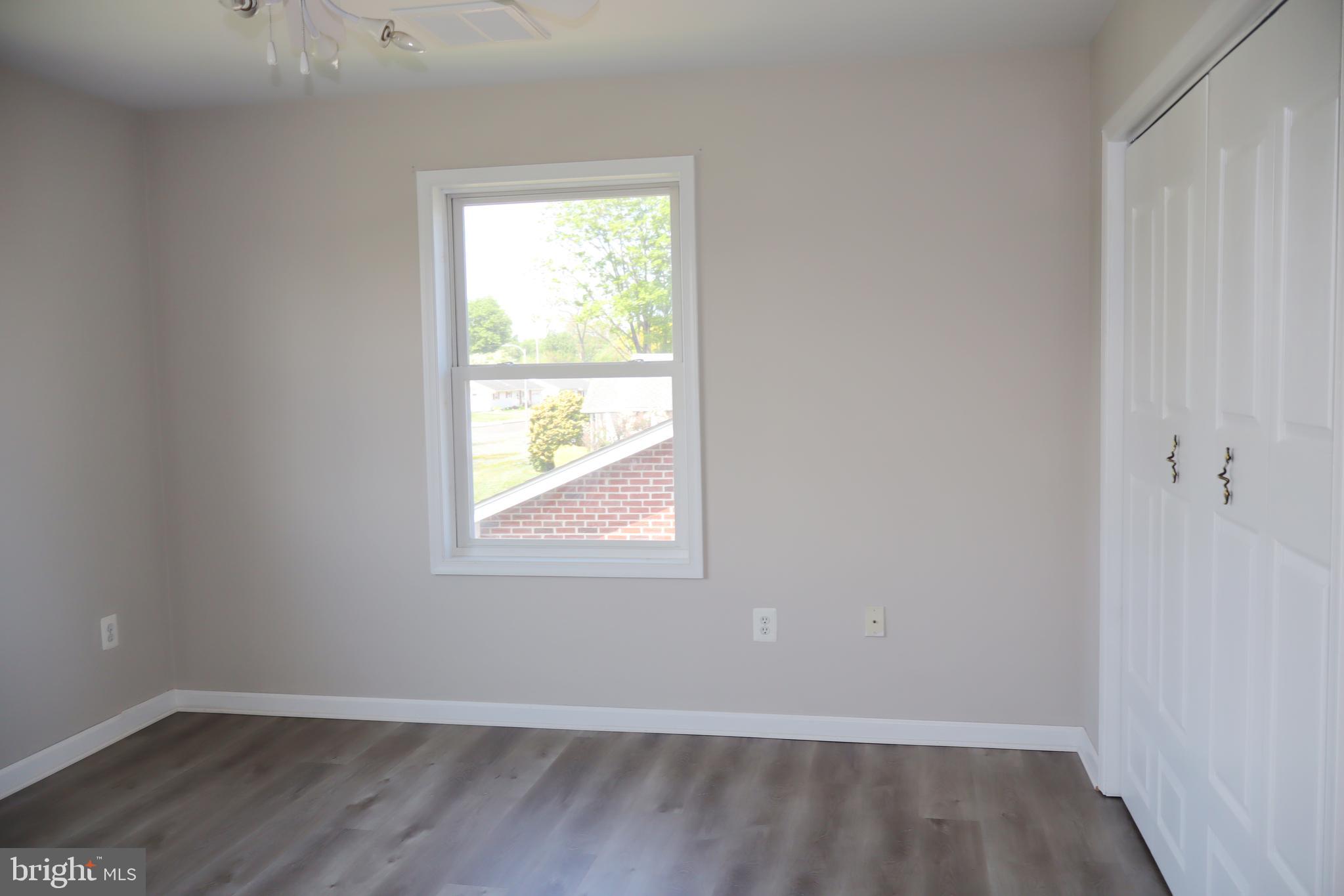 229 Suffolk Road Fairless Hills, PA 19030 - Photo 32 of 36