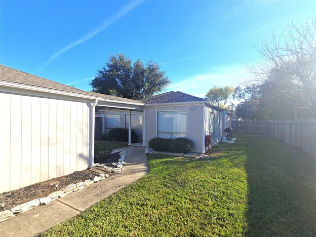 $2,245 | 10935 Indian Vista Drive, Houston, TX 77064