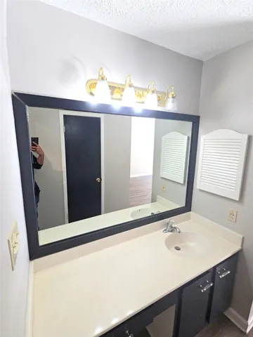 $2,245 | 10935 Indian Vista Drive, Houston, TX 77064