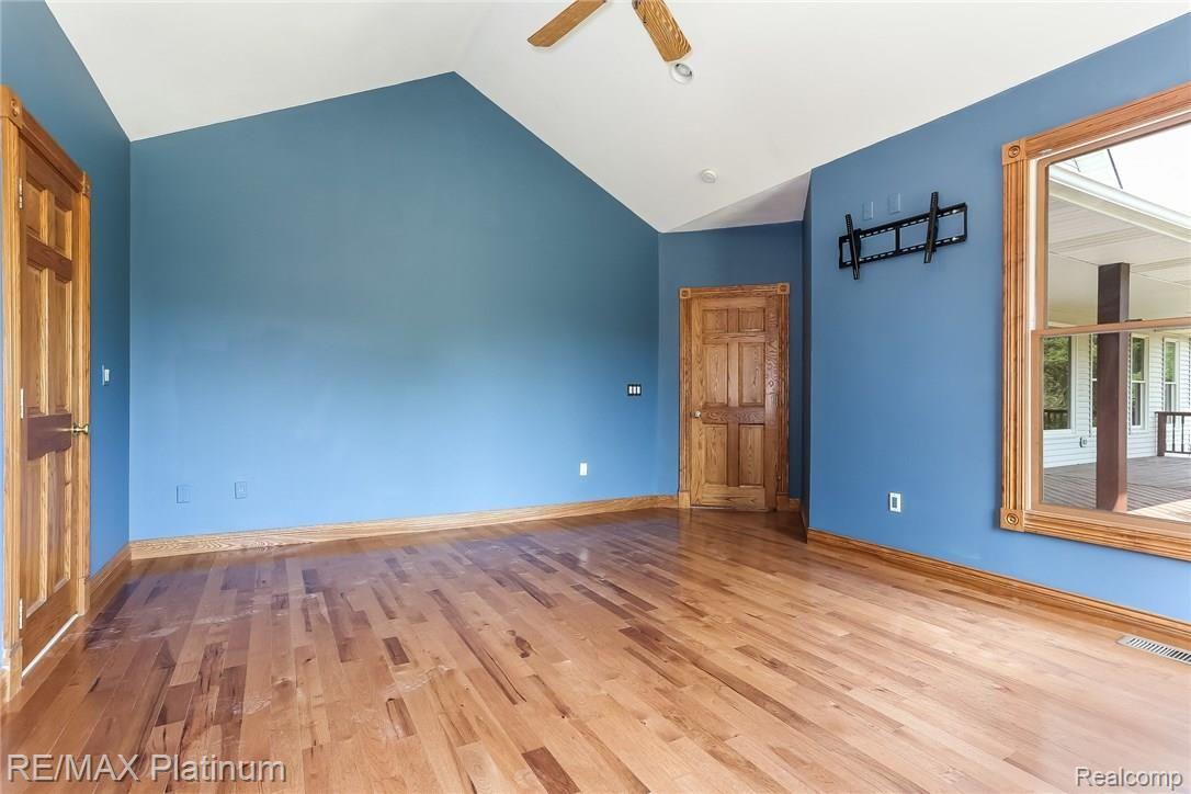 125 Keddle Road Howell, MI 48843 - Photo 12 of 35 Large Master With Peak Ceilings