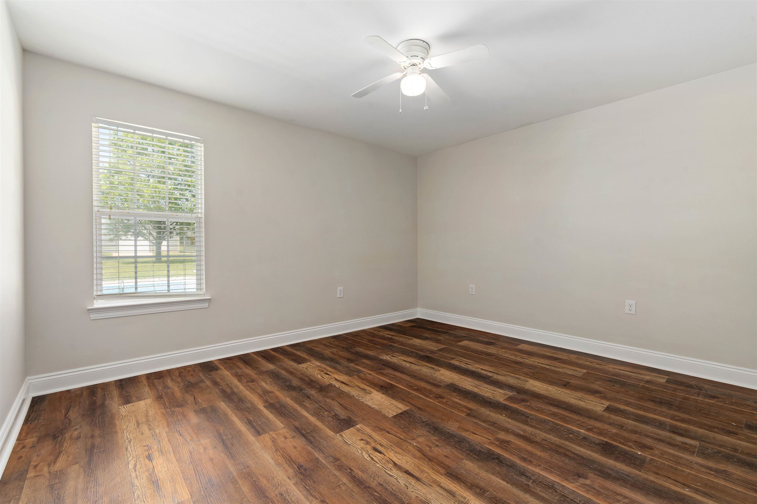 24431 Day Road Robertsdale, AL 36567 - Photo 19 of 36