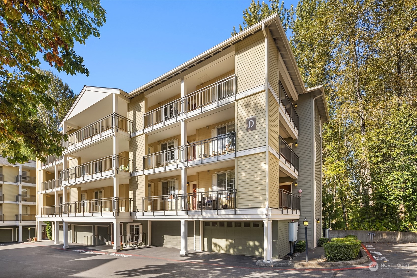 1800 Northeast 40th Street, Unit D203 Renton, WA 98056 - Photo 2 of 22 Gallery Image 2