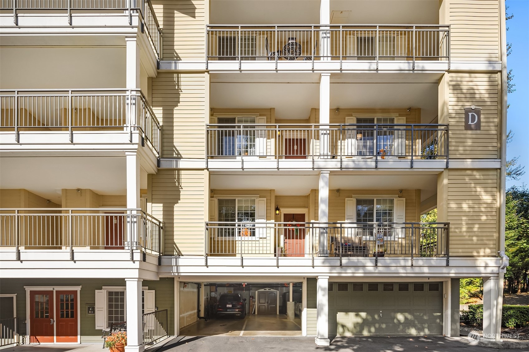 1800 Northeast 40th Street, Unit D203 Renton, WA 98056 - Photo 3 of 22 Gallery Image 3