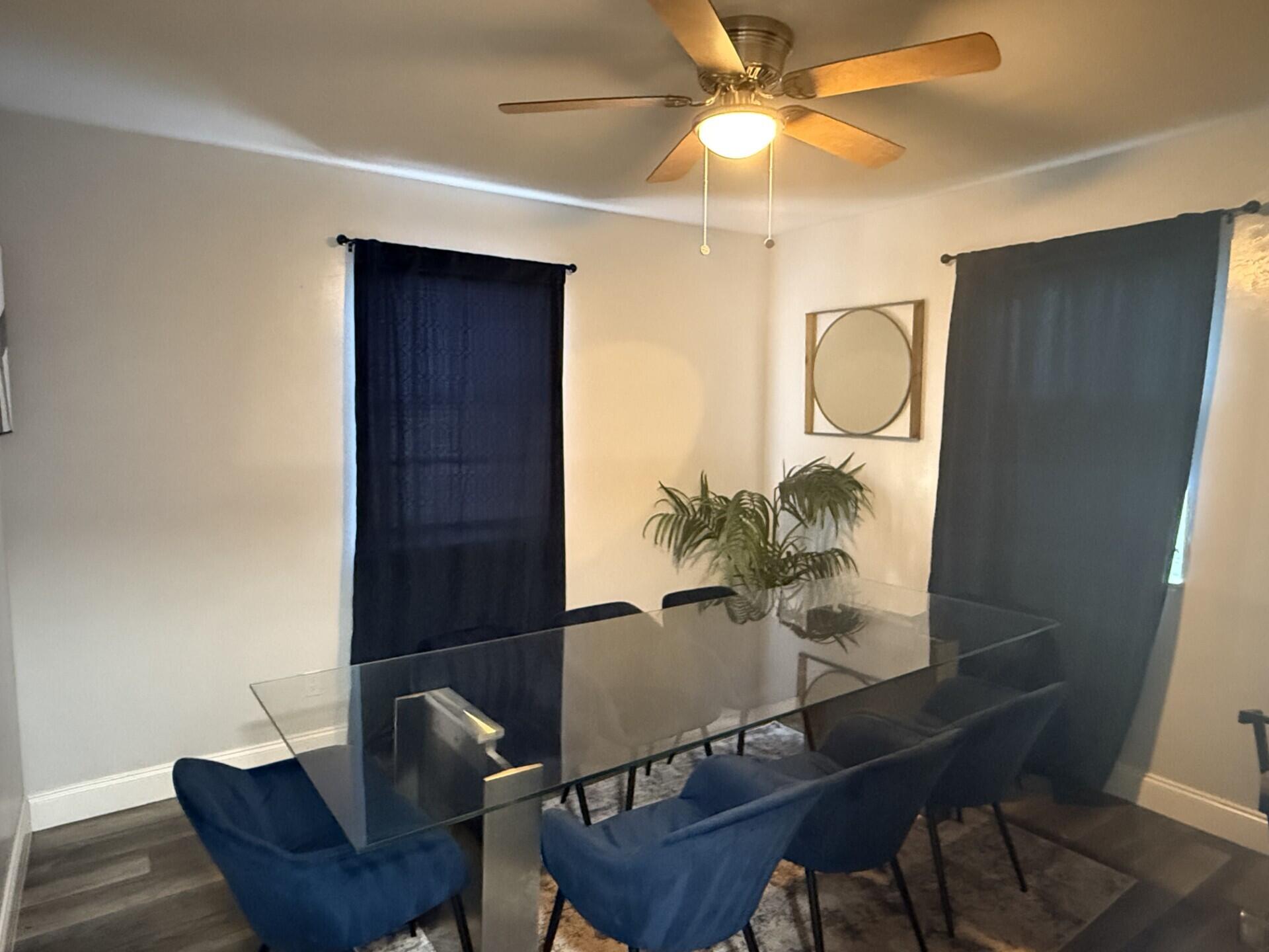 131 East 27th Street, Unit 6 Riviera Beach, FL 33404 - Photo 4 of 14 Dining room