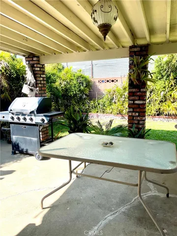a outdoor space with lots of yellow lighting