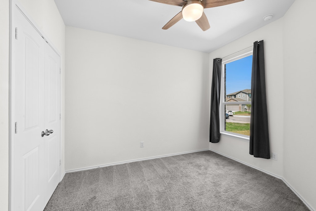 438 Thunder Valley Trail Georgetown, TX 78626 - Photo 13 of 21 an empty room with window