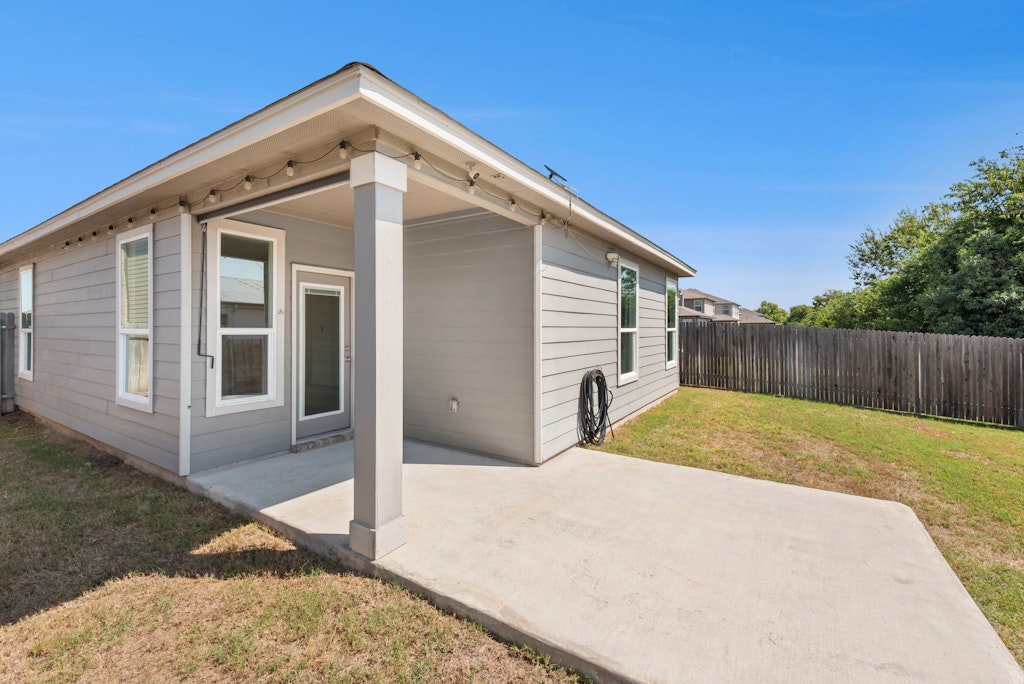 438 Thunder Valley Trail Georgetown, TX 78626 - Photo 18 of 21 a view of backyard of house