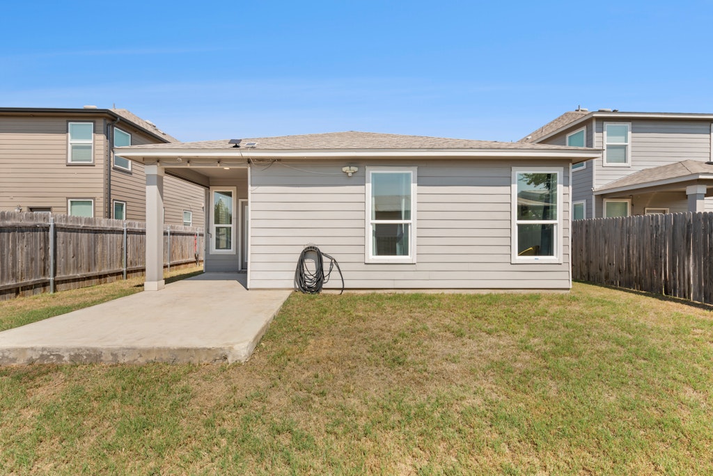 438 Thunder Valley Trail Georgetown, TX 78626 - Photo 19 of 21 a view of a house with backyard and sitting area