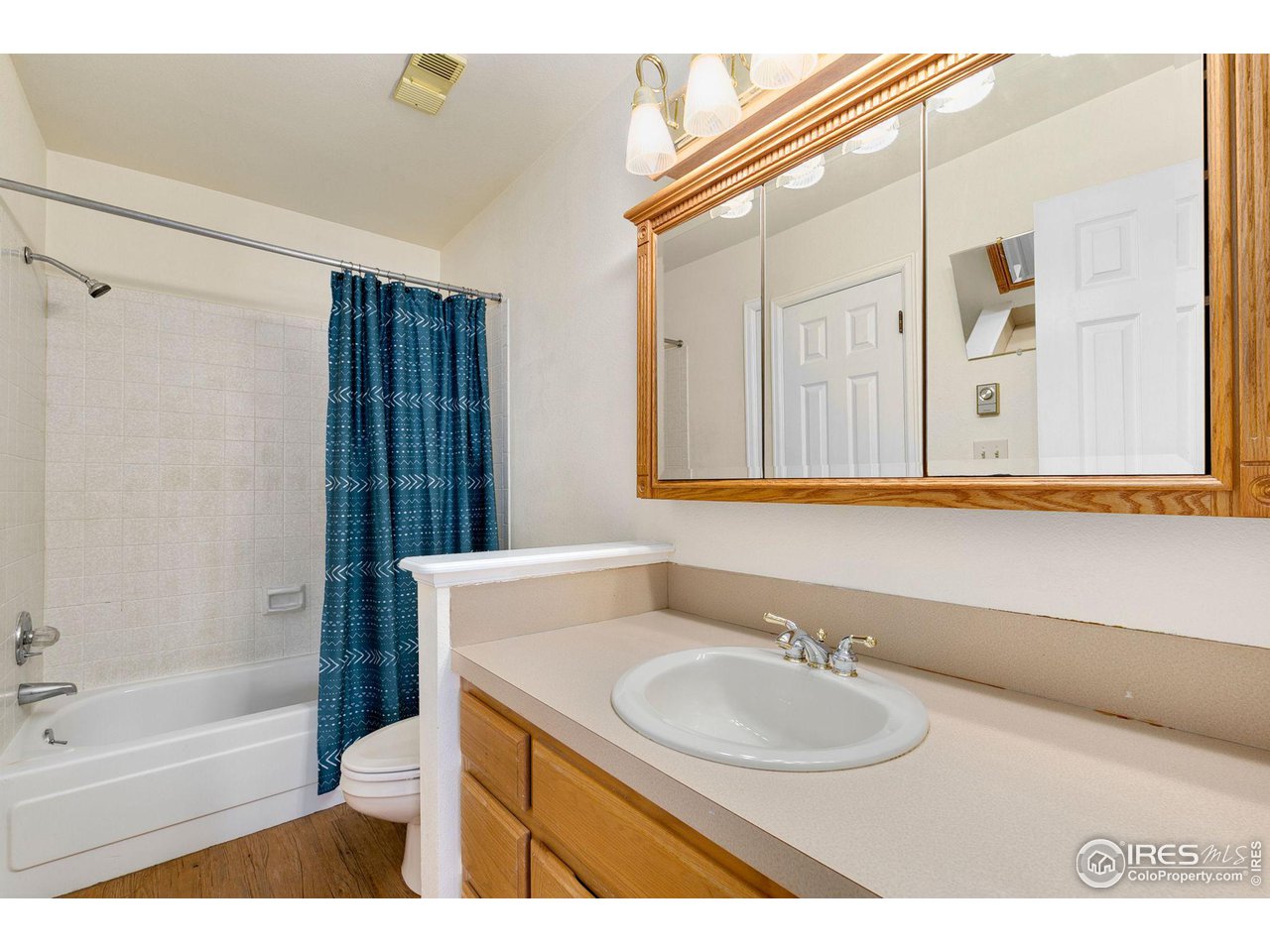 1717 West Drake Road, Unit 5B Fort Collins, CO 80526 - Photo 16 of 34 Shared Jack n Jill upper level bathroom