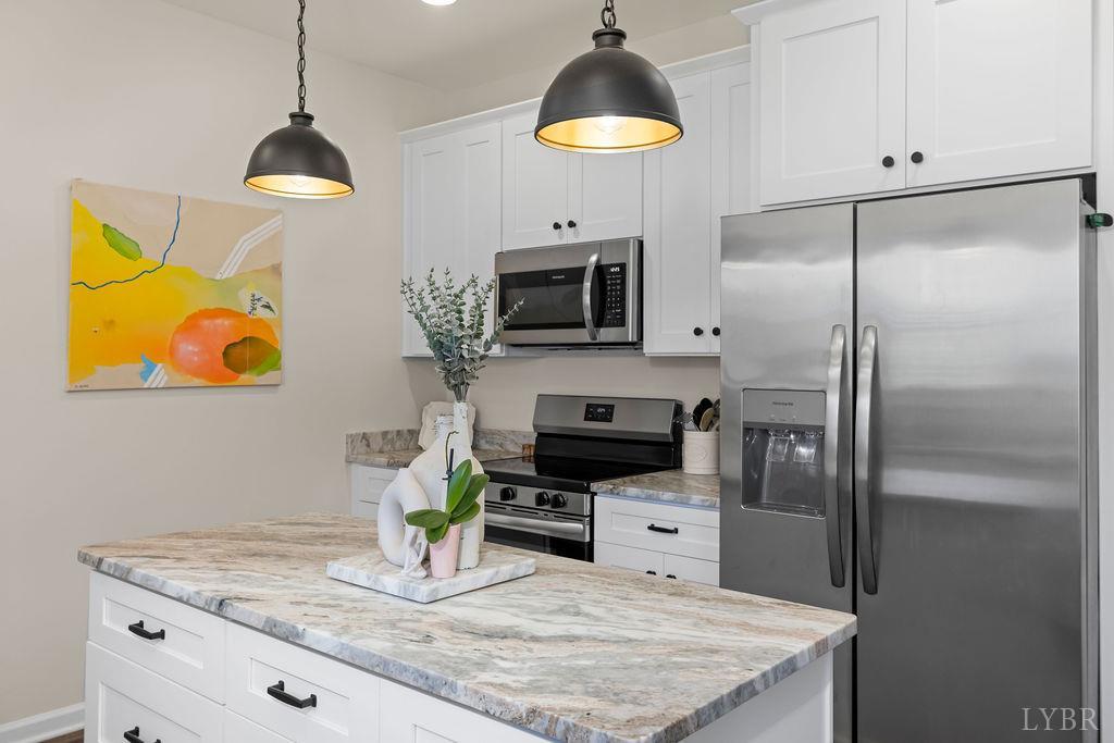 403 North Avenue Appomattox, VA 24522 - Photo 15 of 38