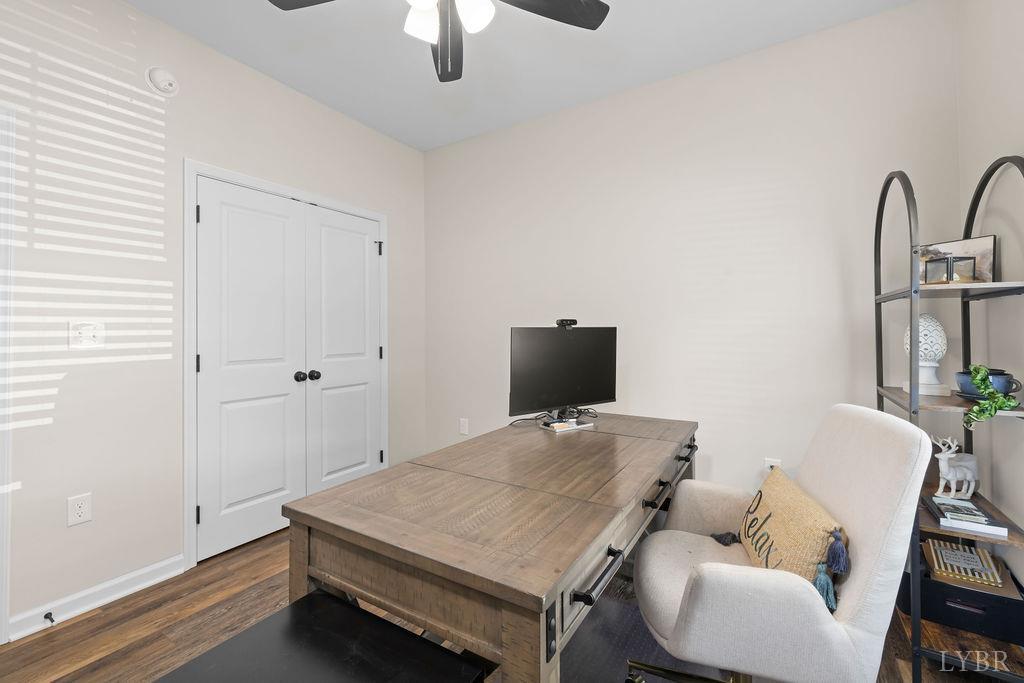 403 North Avenue Appomattox, VA 24522 - Photo 27 of 38