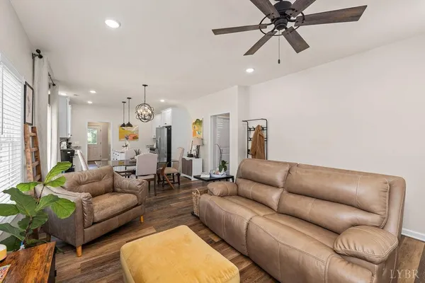 $254,900 | 403 North Avenue, Appomattox, VA 24522