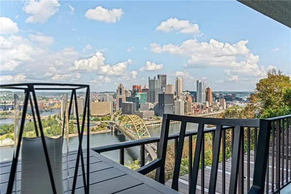 $729,900 | 1000 Grandview Avenue, Unit 405, Pittsburgh, PA 15211