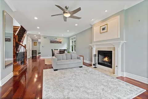 $699,999 | 5706 West Dakin Street, Chicago, IL 60634