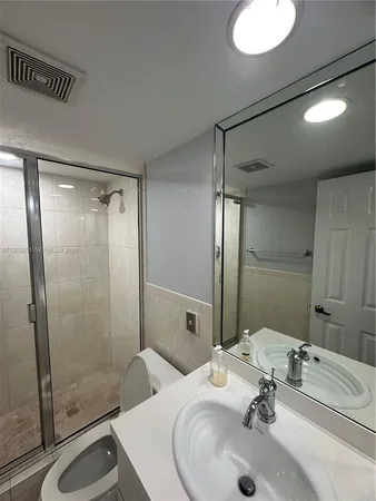 $2,000 | 7981 South French Drive, Unit 2101, Pembroke Pines, FL 33024