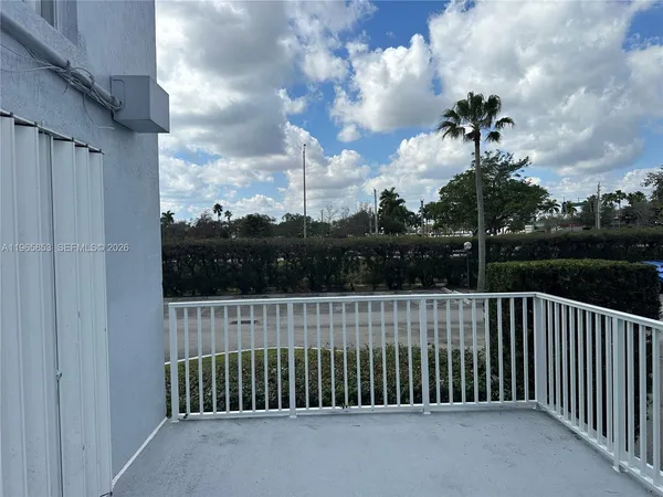 $2,000 | 7981 South French Drive, Unit 2101, Pembroke Pines, FL 33024